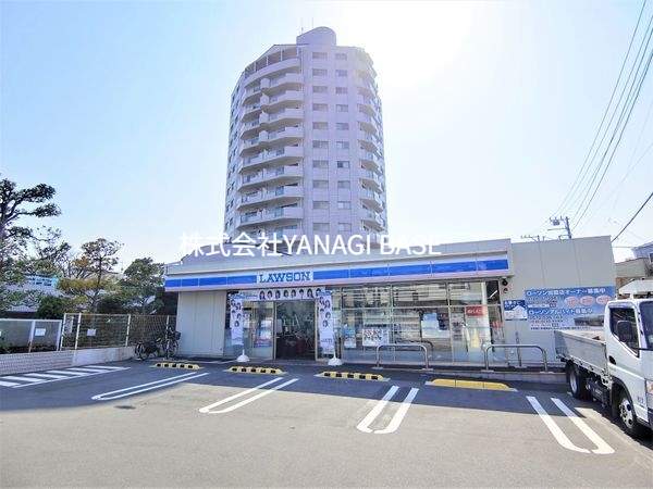 コンビニ　ローソン片瀬海岸一丁目店（コンビニ）まで480m