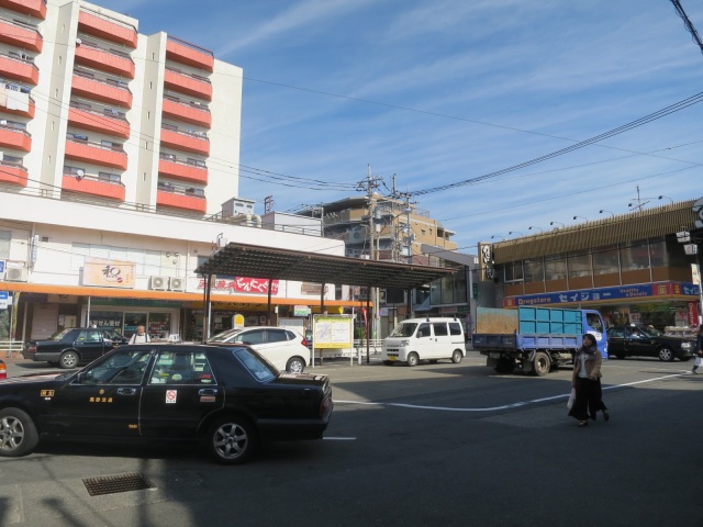 ショッピングセンター　ザ・ダイソーマルエツ柿生店（ショッピングセンター）まで983m