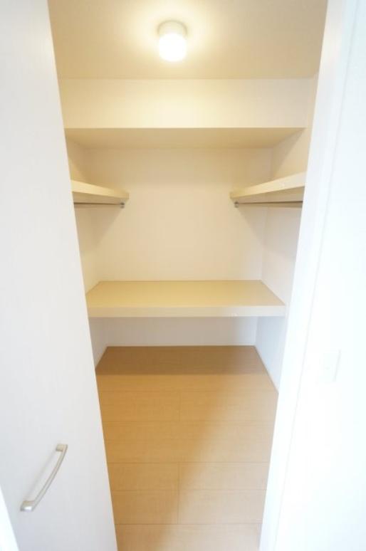 収納　※同物件・反転タイプの写真です