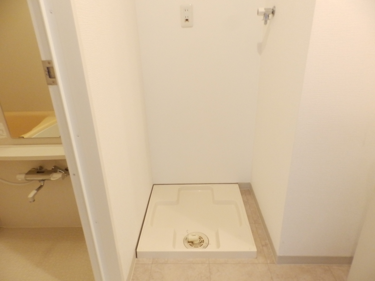 その他　室内洗濯機置き場