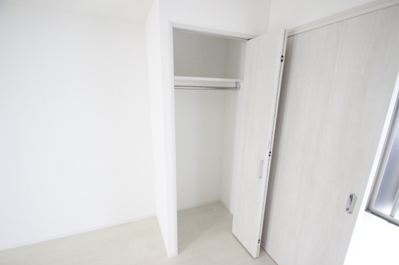 収納　※別部屋の写真です
