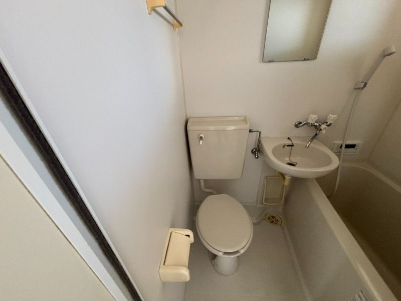 ナショナルマンションのトイレ写真