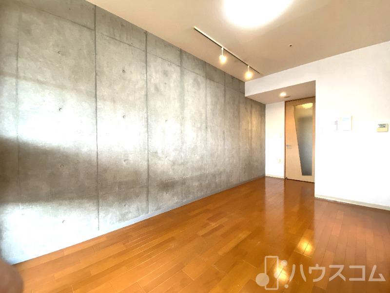 居室・リビング　コンクリート打ちぱなし！！
