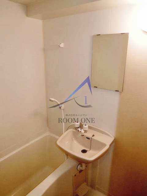 バス・シャワールーム　お風呂です。