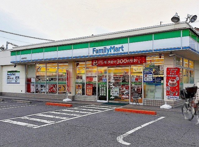 コンビニ　ファミリーマート 八尾南本町店（コンビニ）まで364m