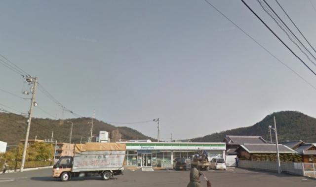 コンビニ　ファミリーマート高松西ハゼ町店（コンビニ）まで456m