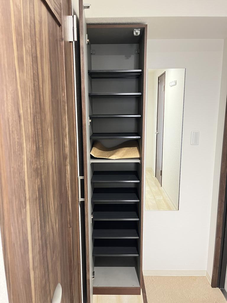 玄関　※同建物別部屋