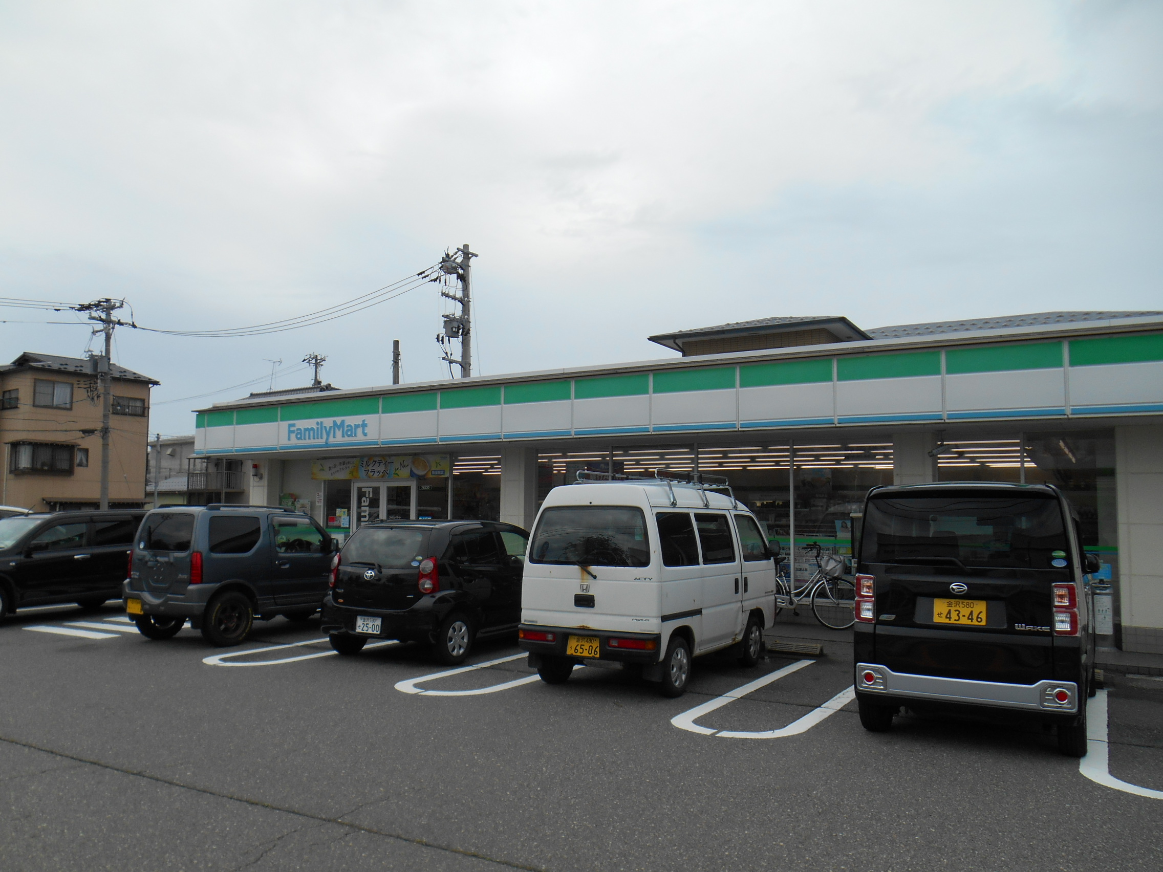 コンビニ　ローソン金沢藤江北店（コンビニ）まで351m
