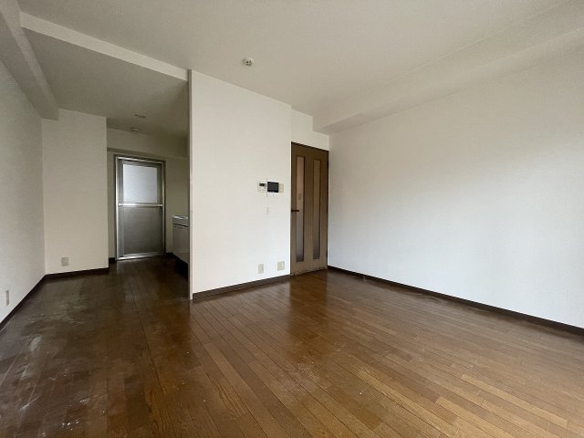 居室・リビング　ゆったり過ごせる居間です