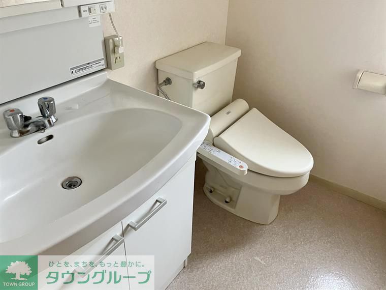 東玉川戸建のトイレ写真