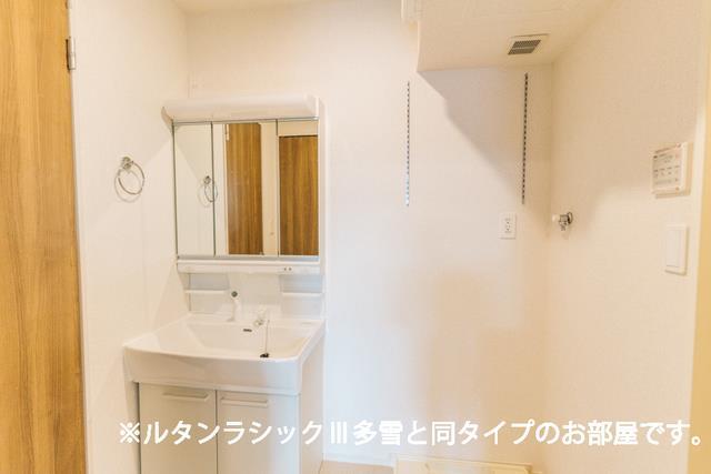 洗面設備　※同タイプ