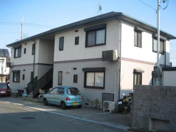 建物外観　敷地内に駐輪場あります！