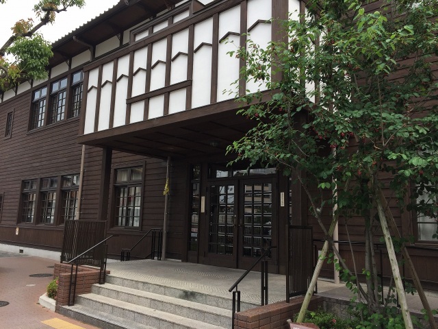 図書館　吹田市立千里山・佐井寺図書館（図書館）まで355m