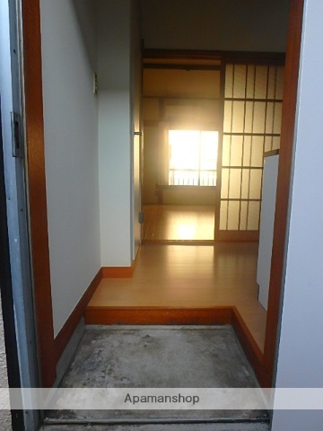 野村荘の玄関写真