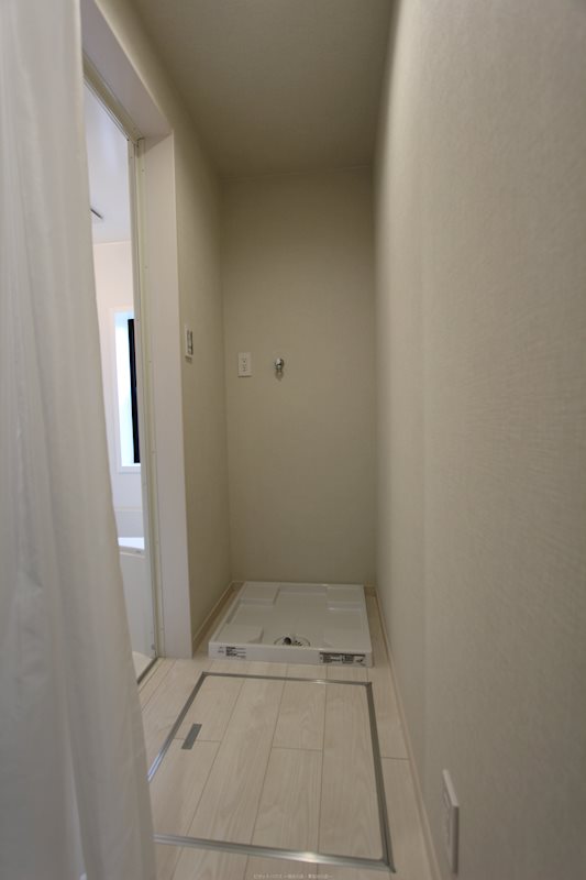 その他設備　遮影カーテンあり。脱衣場など隠せます