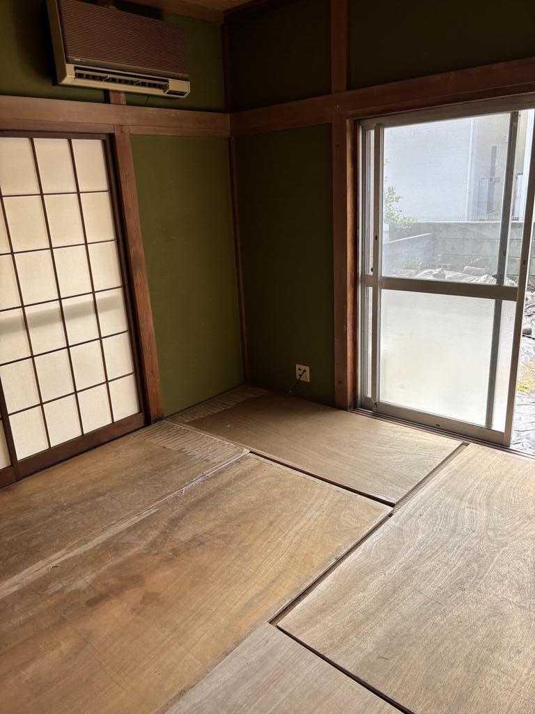 小川新町戸建の居間写真