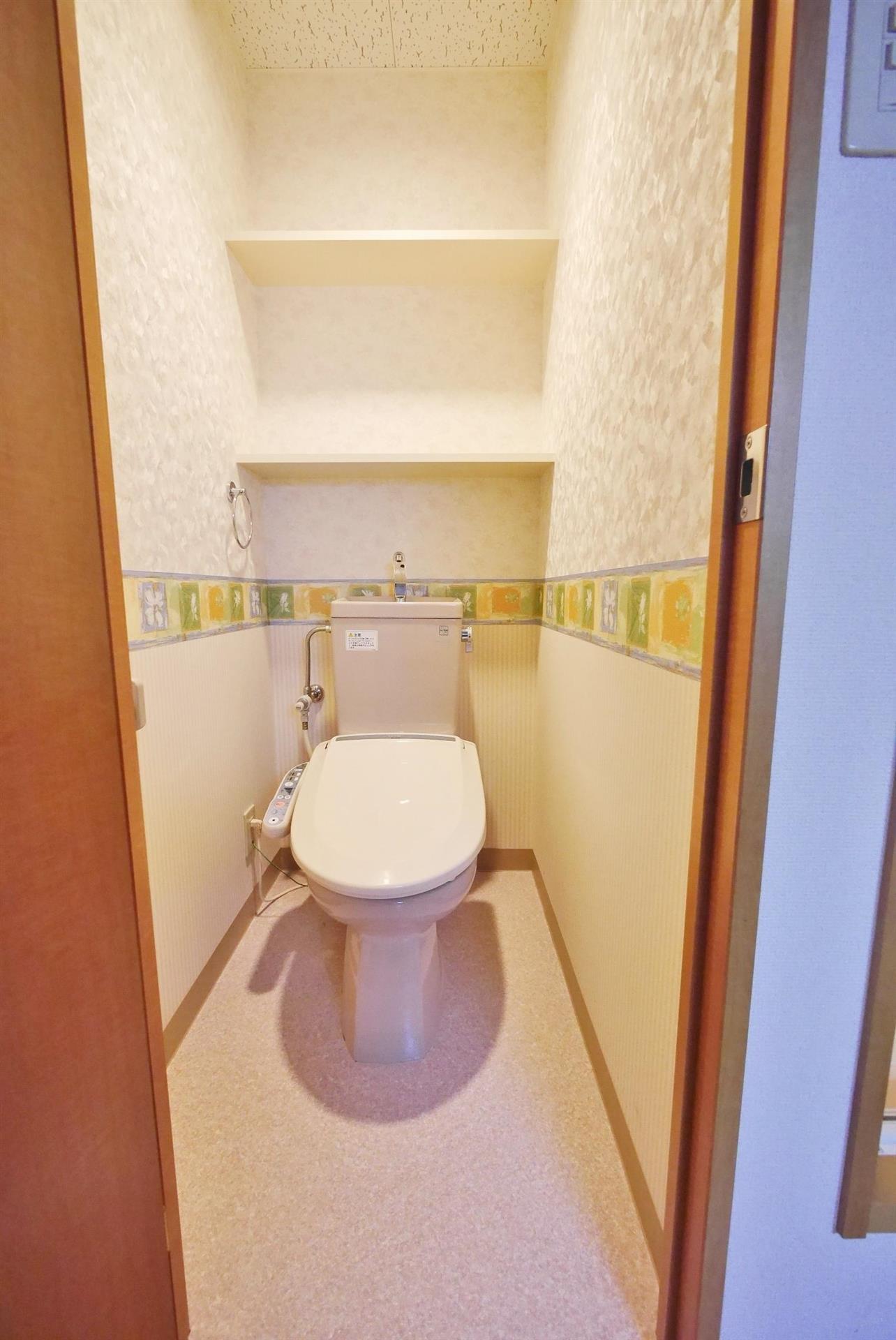 ギャラン南小倉のトイレ写真