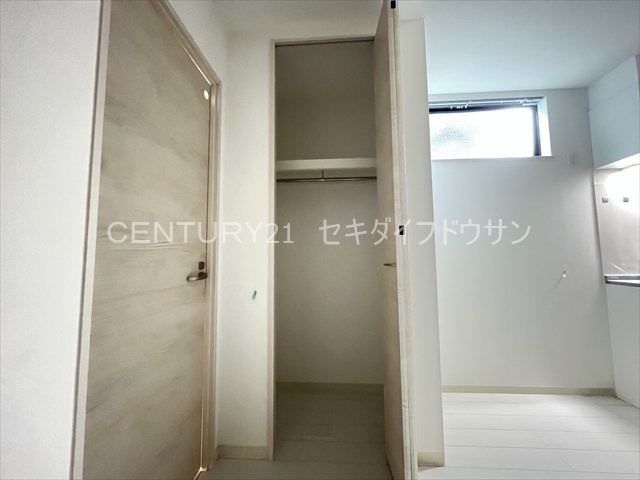 AND TERRACE TOMOIの内装写真