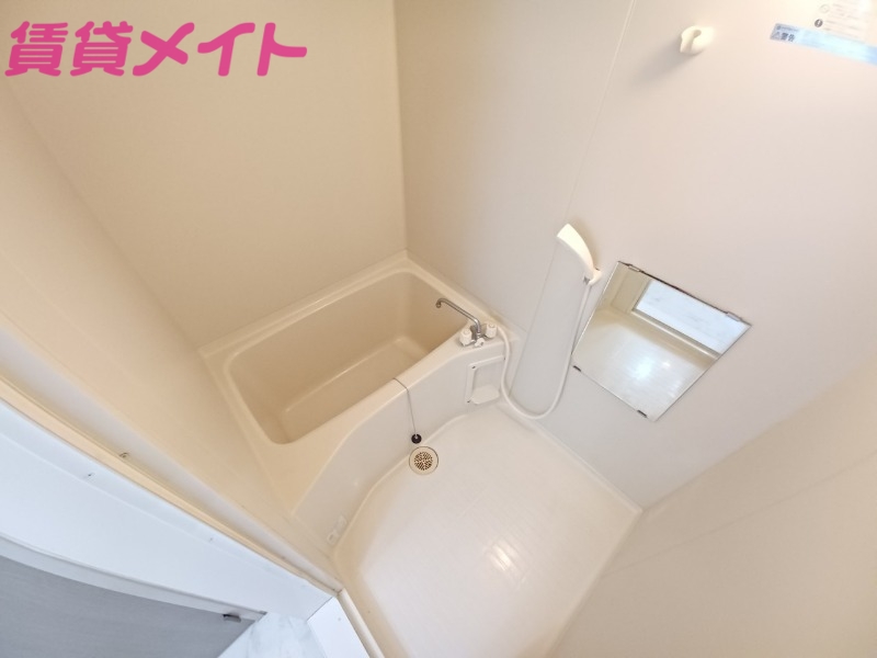 ピアチェーレ Dの風呂写真
