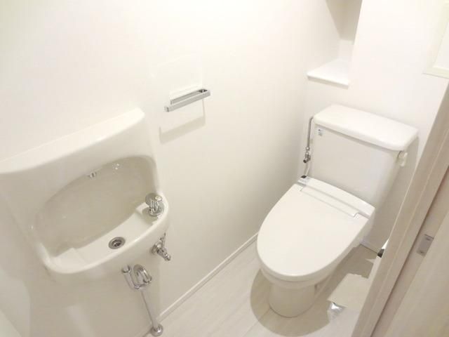 トイレ　参考写真