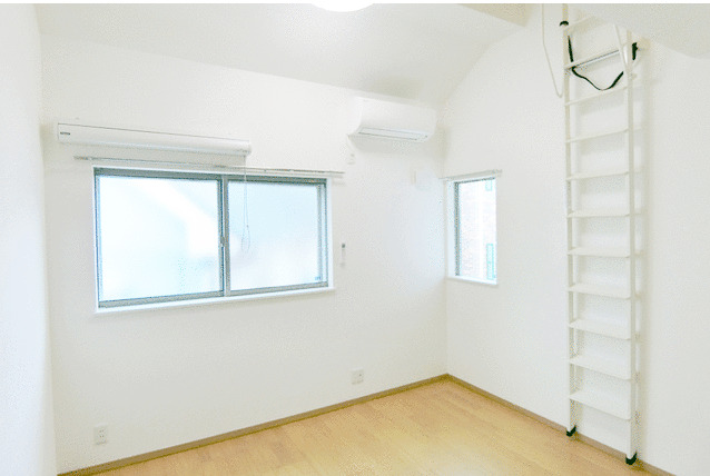 居室・リビング　開放感のあるゆったりとしたお部屋です♪