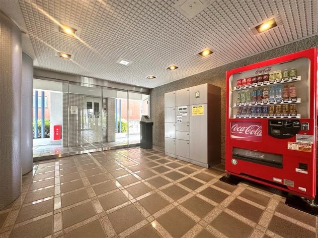 エントランス　宅配ＢＯＸあり