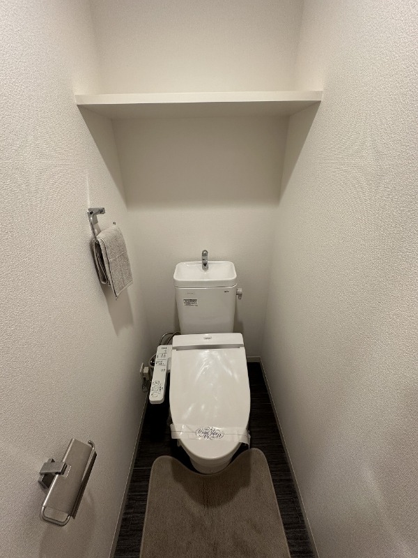 トイレ　同建物別号室