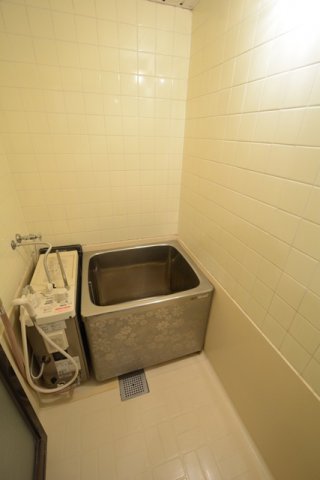 バス・シャワールーム　シンプルで使いやすい浴室です！