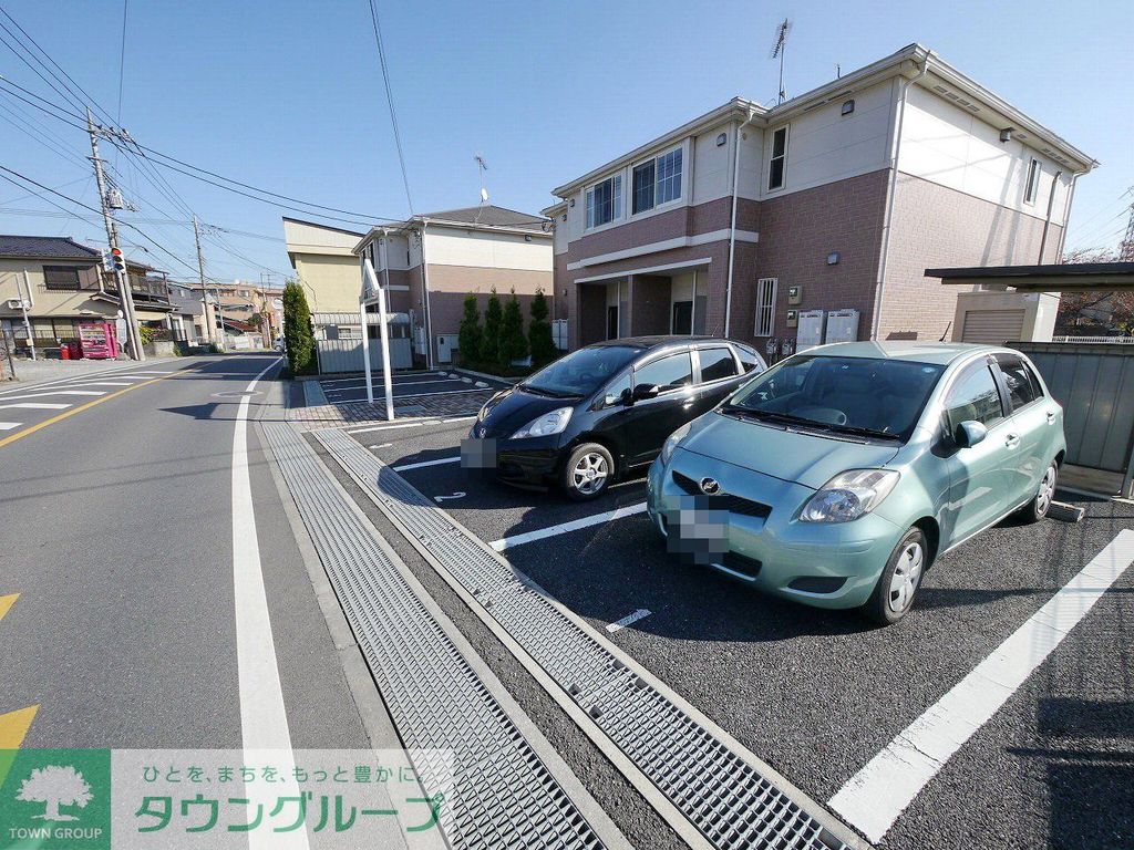 駐車場　駐車場