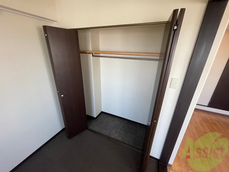 収納　寝室の収納です。部屋がすっきり片付きます。