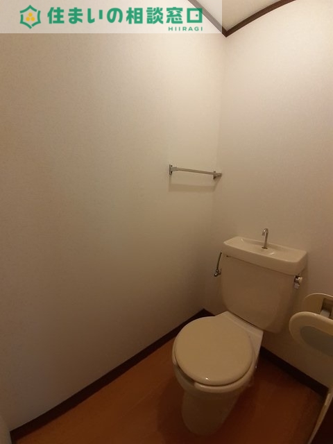 名鉄西尾線 西尾駅 徒歩20分 2階建 築35年のトイレ写真