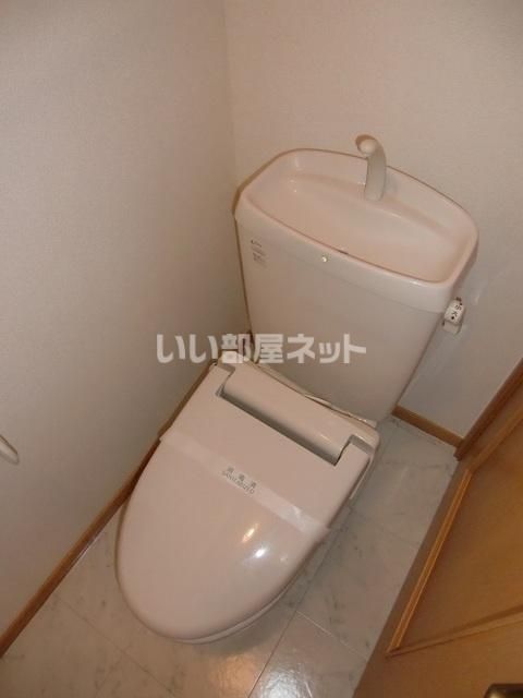 カレントのトイレ写真