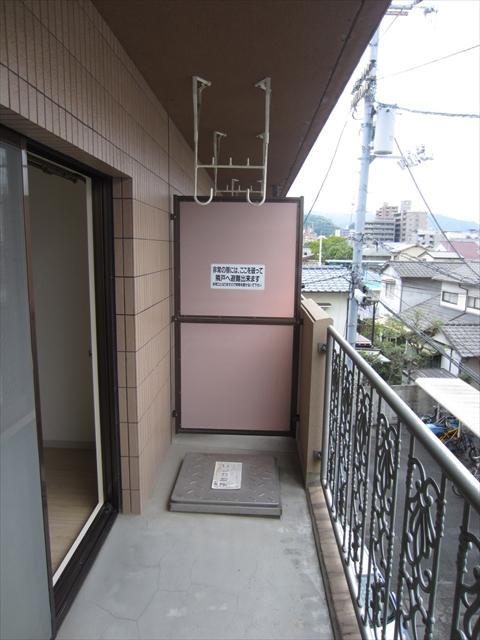 バルコニー　松山市道後北代　Ｓｅｌｅｎｅ壱番館　ベランダ