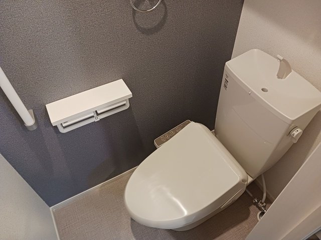 トイレ　トイレもきれいです