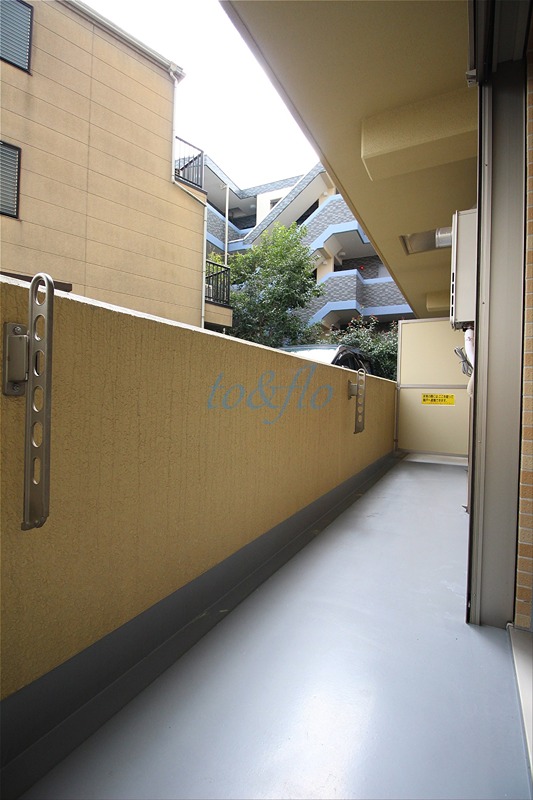 ＪＲ南武線 稲田堤駅 徒歩6分 4階建 築23年の内装写真