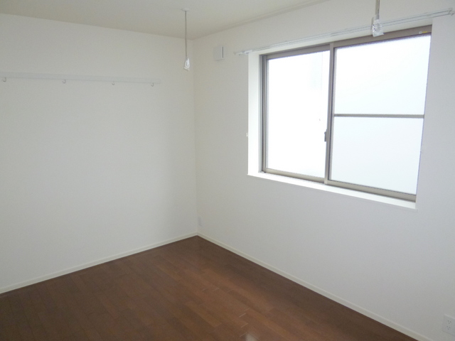 居室・リビング　★キレイなお部屋です★