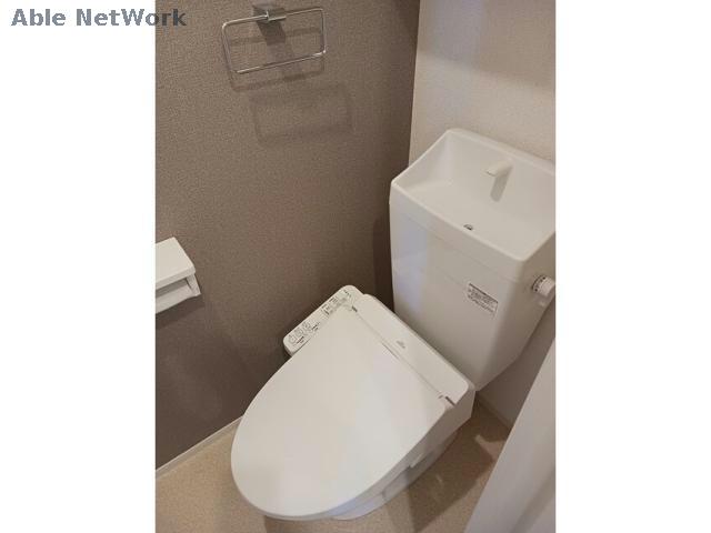 名鉄三河線 碧南中央駅 徒歩17分 2階建 築2年のトイレ写真