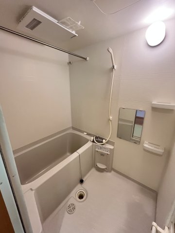 プレゼンスIIの風呂写真