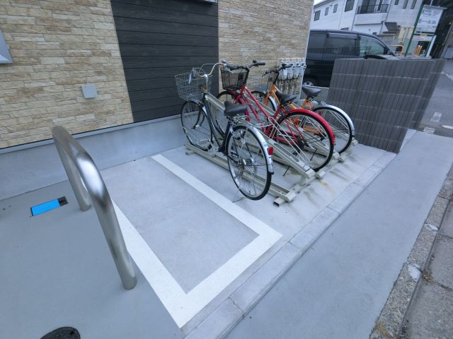 ＪＲ成田線 成田駅 徒歩8分 2階建 築11年の外観写真