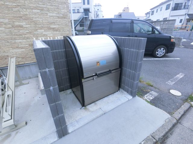 ＪＲ成田線 成田駅 徒歩8分 2階建 築11年の外観写真
