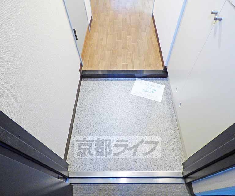 玄関　玄関です。