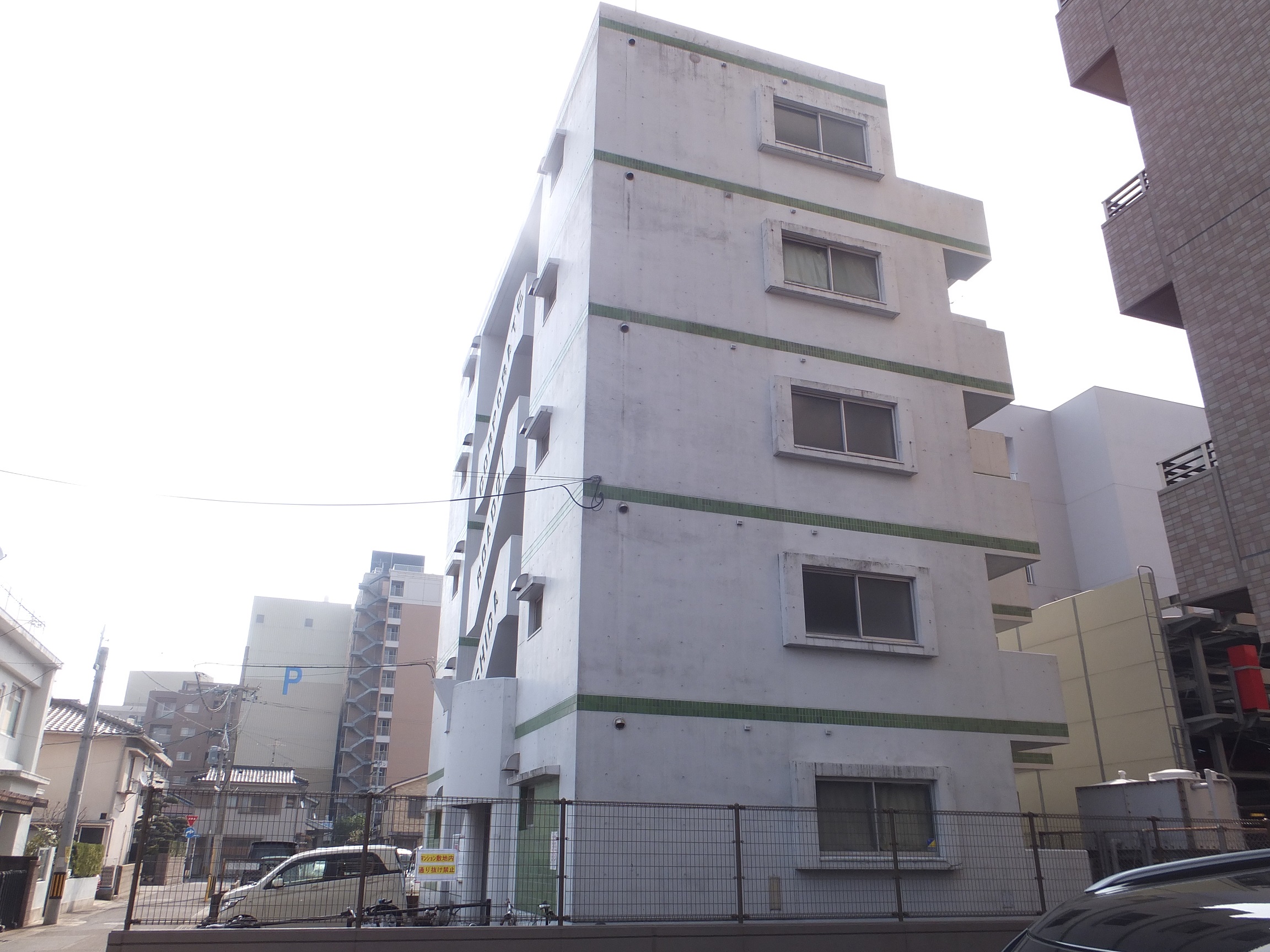 鹿児島県鹿児島市西田２（マンション）の賃貸物件の外観