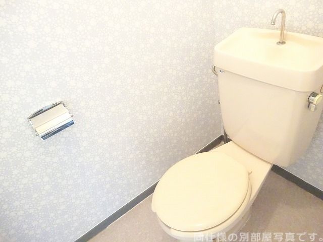 【エスポア菰野のトイレ】