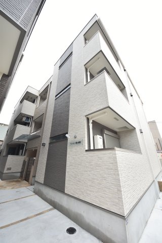 神戸市灘区大石南町のアパートの建物外観