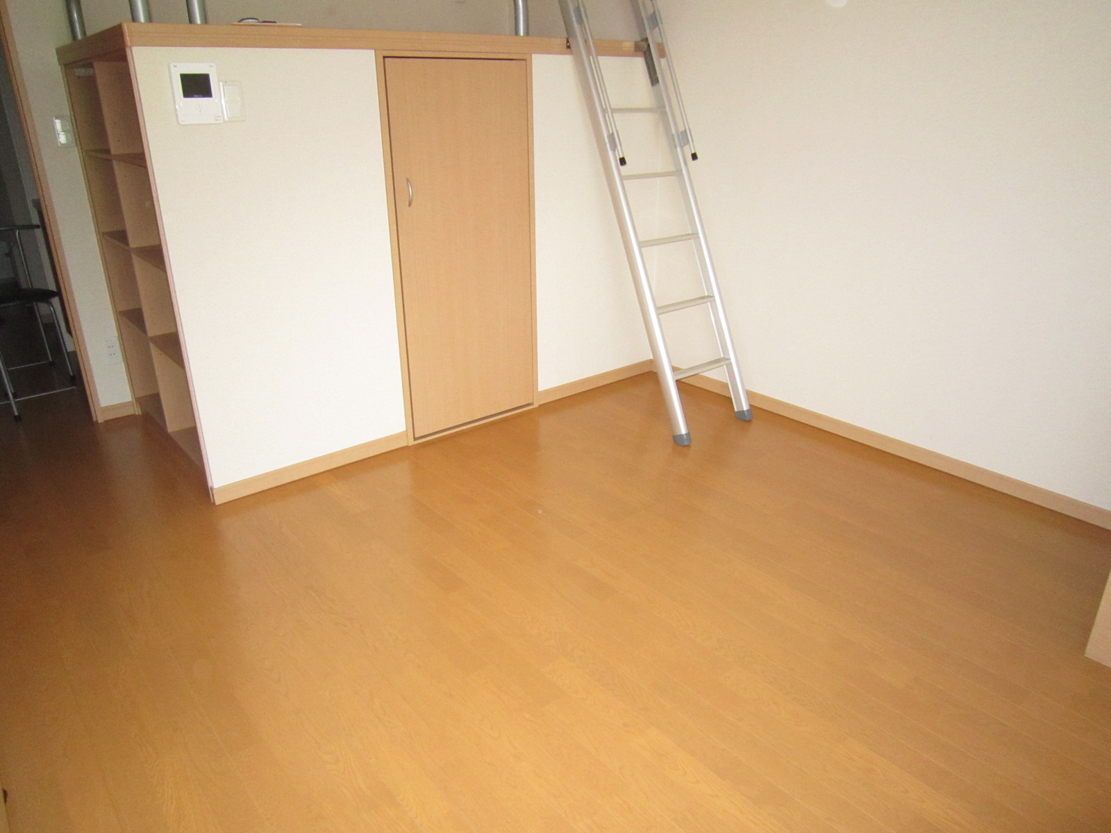 その他部屋・スペース　収納付きベット付いてます