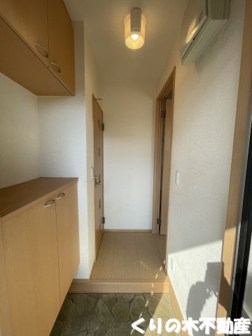 玄関　落ち着いた玄関です