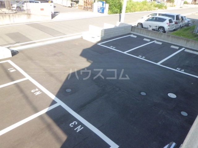 【Ｃａｓａ竹の山中央の駐車場】