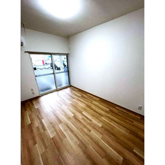 バルコニー　１階はテラス