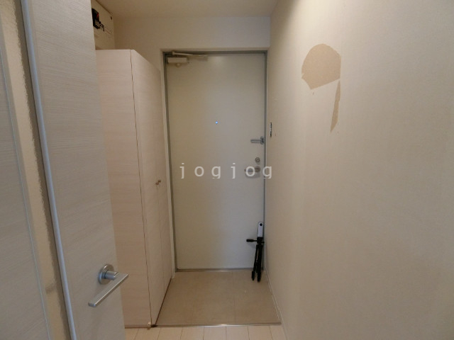 【札幌市北区北三十二条西のマンションの玄関】