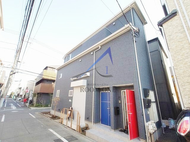 【品川区豊町のアパートの建物外観】